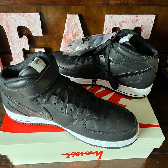 Nike Air Force 1 X Stussy 07 Mid - Picture 5 of 10